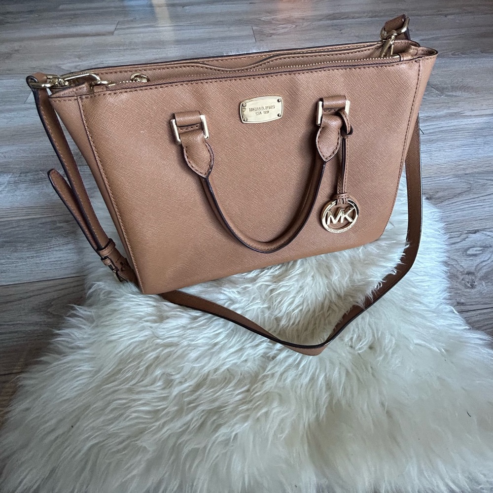 Michael Kors Bag- very good condition